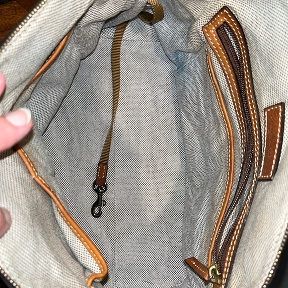 Dooney & Bourke Satchel Smooth leather Black/ brown dome top excellent cond. - Picture 10 of 17